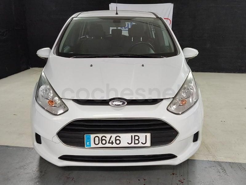 Usado Ford B-MAX Trend 95 CV (69 kW) 2015 Blanco Monovolumen