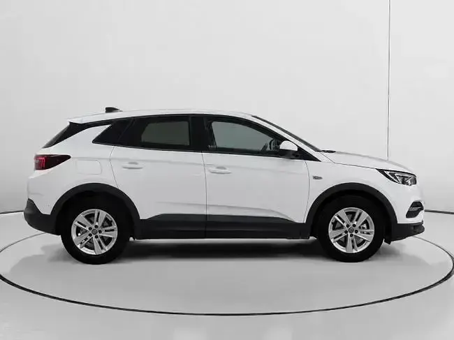 Usado Opel Grandland X Selective 130 CV (95 kW) 2021 Blanco SUV