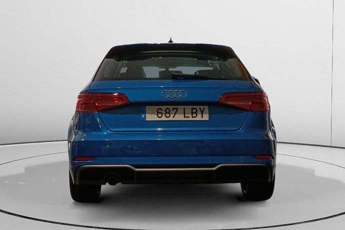 Usado Audi A3 S-Line 116 CV (85 kW) 2019 Berlina