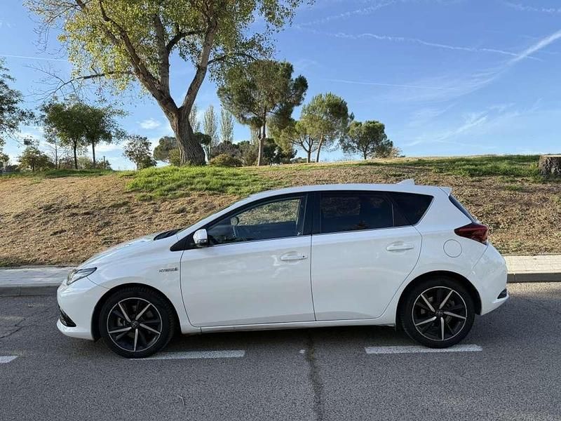 Blanco Usado 2018 Toyota Auris Hybrid Utilitario | 14.999 € (Precio justo) - Imagen 1/4