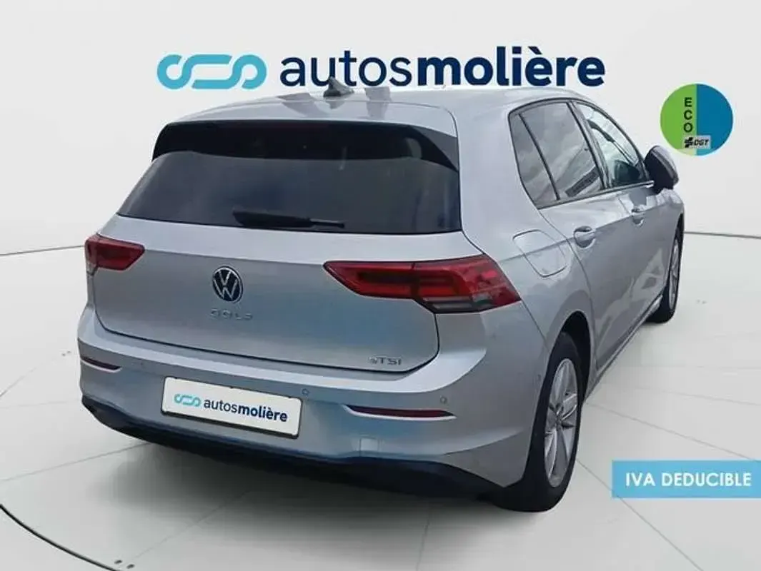 Usado VW Golf VIII Life 110 CV (80 kW) 2022 Gris Utilitario