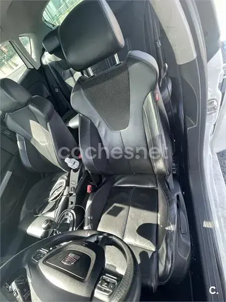 Usado Seat Leon Sport 160 CV (117 kW) 2009 Blanco Utilitario