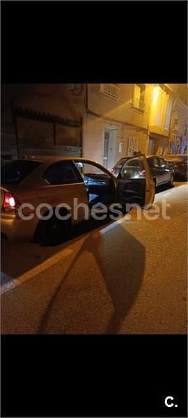 Usado BMW 320 150 CV (110 kW) 2004 Amarillo Berlina