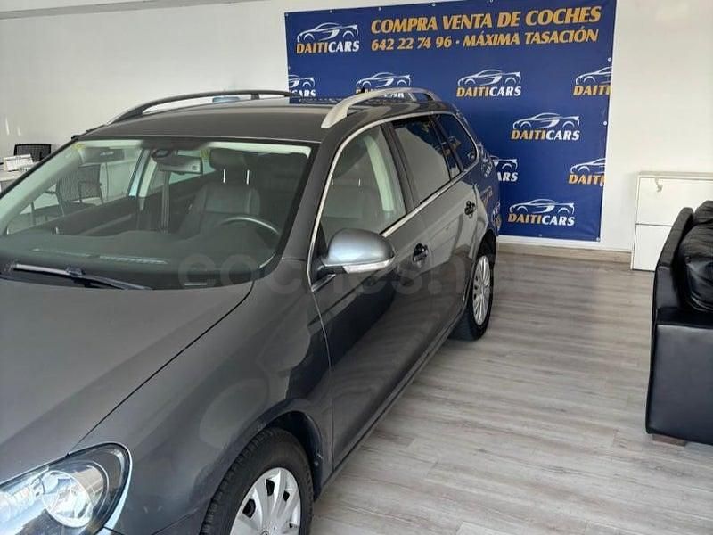 Usado VW Golf VI Advance 105 CV (77 kW) 2010 Verde Utilitario
