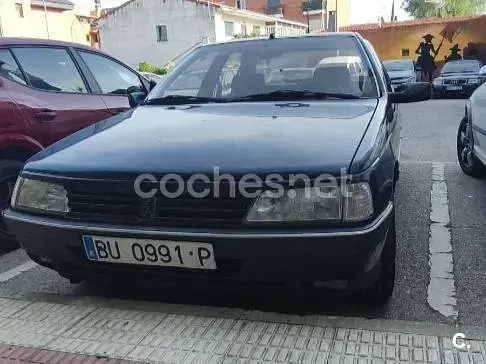 Usado Peugeot 405 125 CV (91 kW) 1992 Negro Berlina