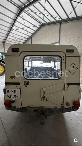 Usado Land Rover Defender 112 CV (82 kW) 1995 Beige SUV
