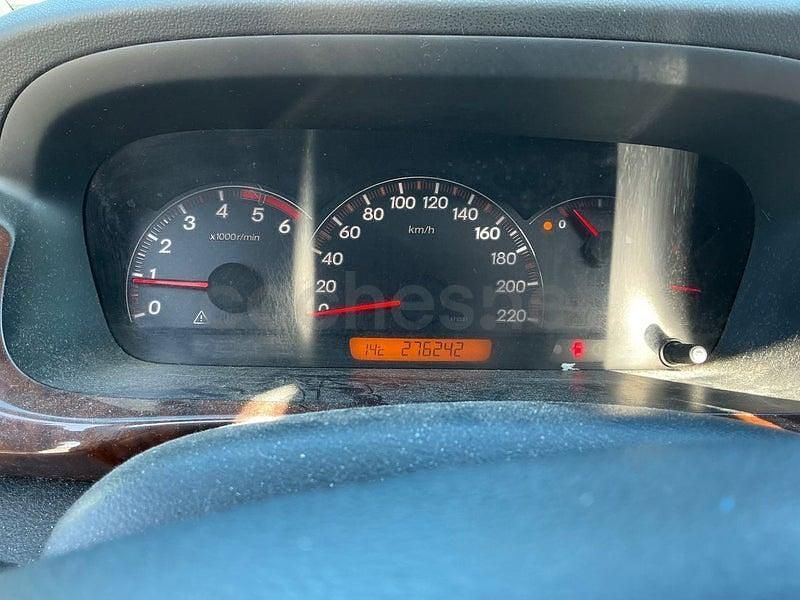 Usado Honda FR-V Executive 140 CV (102 kW) 2006 Gris / plata Monovolumen