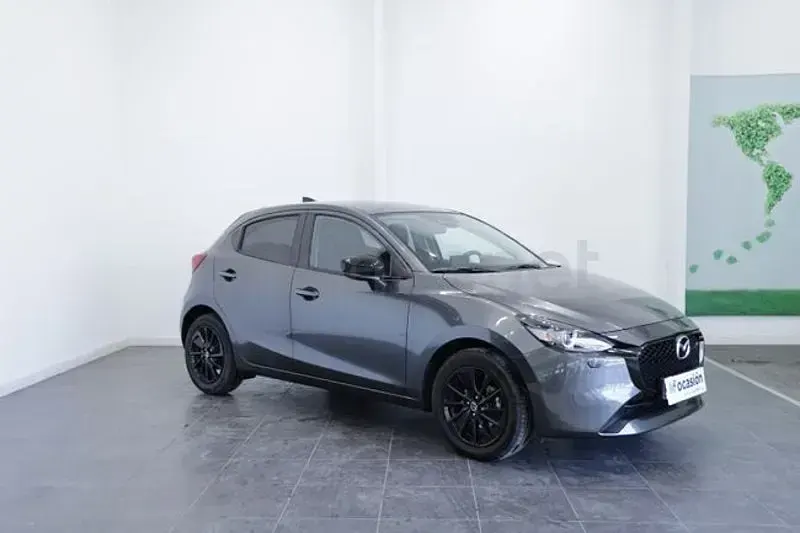Usado Mazda 2 Homura-Line 90 CV (66 kW) 2023 Gris / plata Utilitario