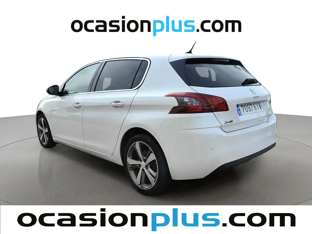Usado Peugeot 308 Allure 131 CV (96 kW) 2019 Blanco Utilitario