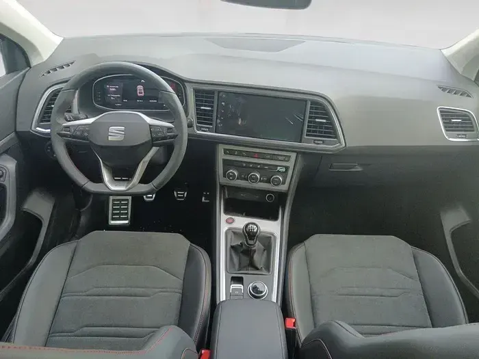 Nuevo Seat Ateca FR 150 CV (110 kW) 2025 Gris SUV
