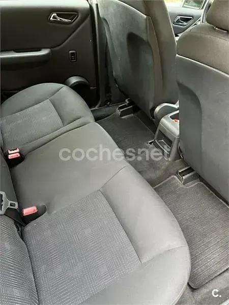 Usado Mercedes A160 95 CV (69 kW) 2011 Negro Monovolumen