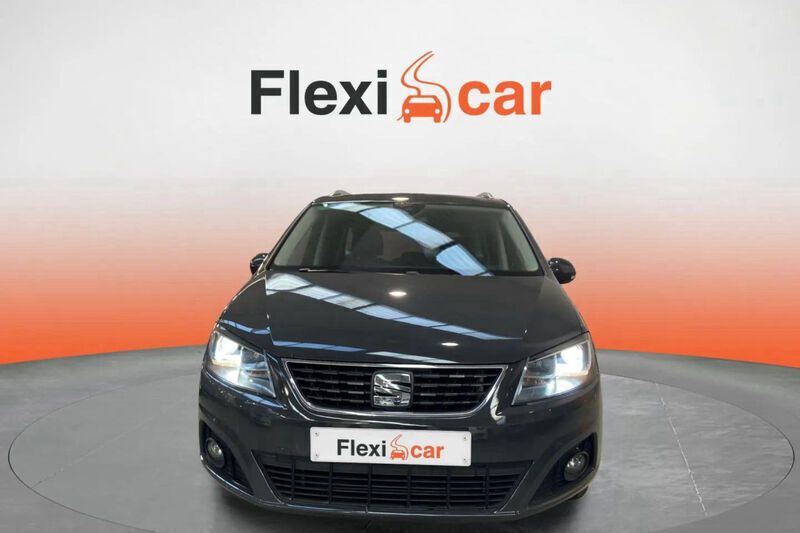 Usado Seat Alhambra 4Drive 177 CV (130 kW) 2019 Gris Monovolumen