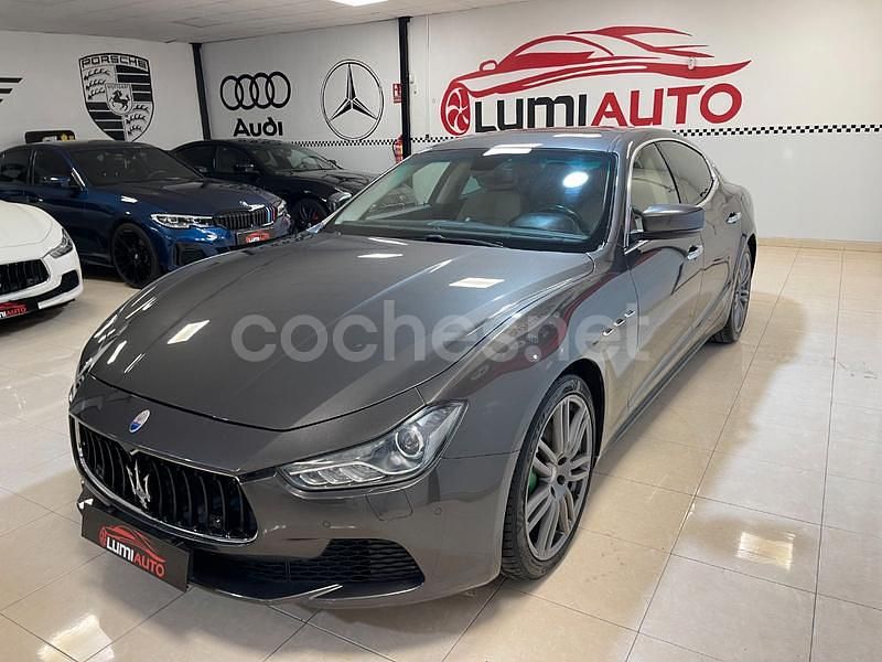Usado Maserati Ghibli 275 CV (202 kW) 2014 Gris / plata Berlina