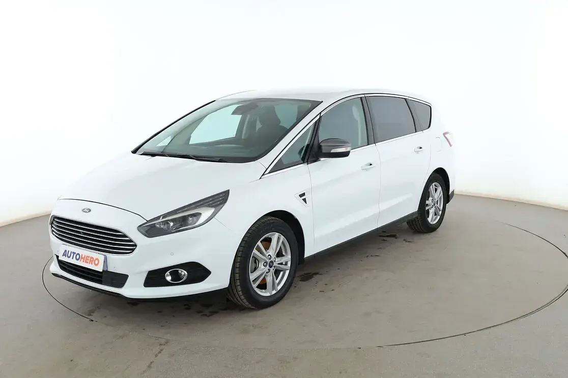 Usado Ford S-MAX Titanium 150 CV (110 kW) 2017 Monovolumen