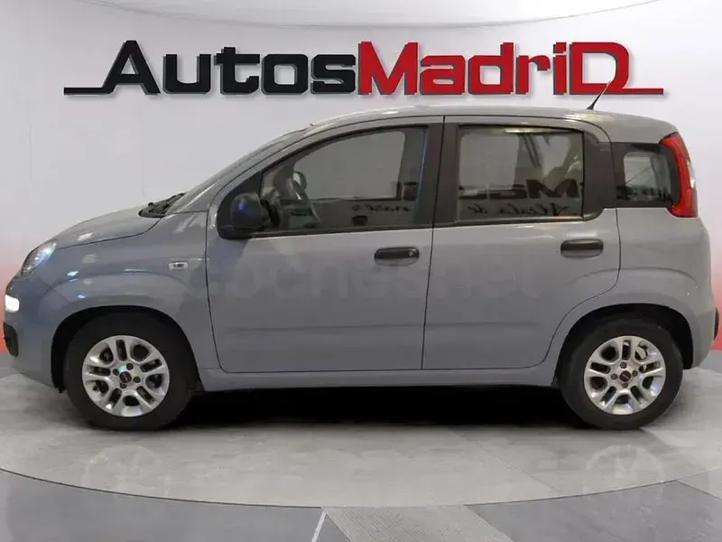 Usado Fiat Panda 70 CV (51 kW) 2022 Gris / plata Utilitario