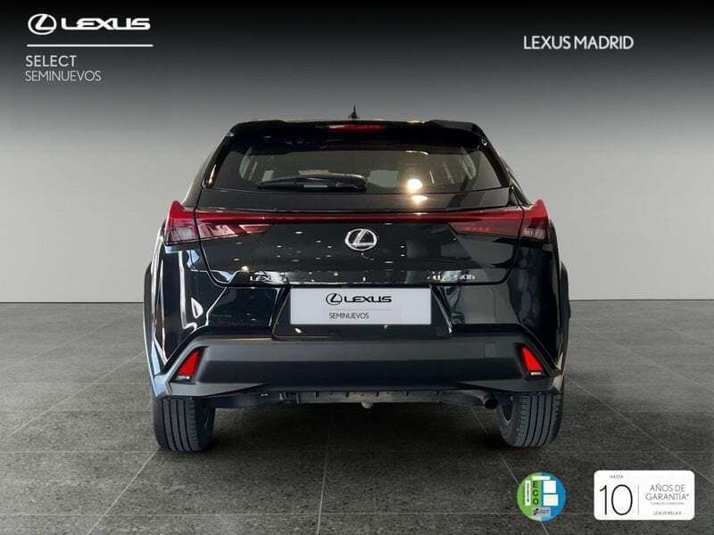 Usado Lexus UX Business Edition 183 CV (134 kW) 2020 Negro SUV