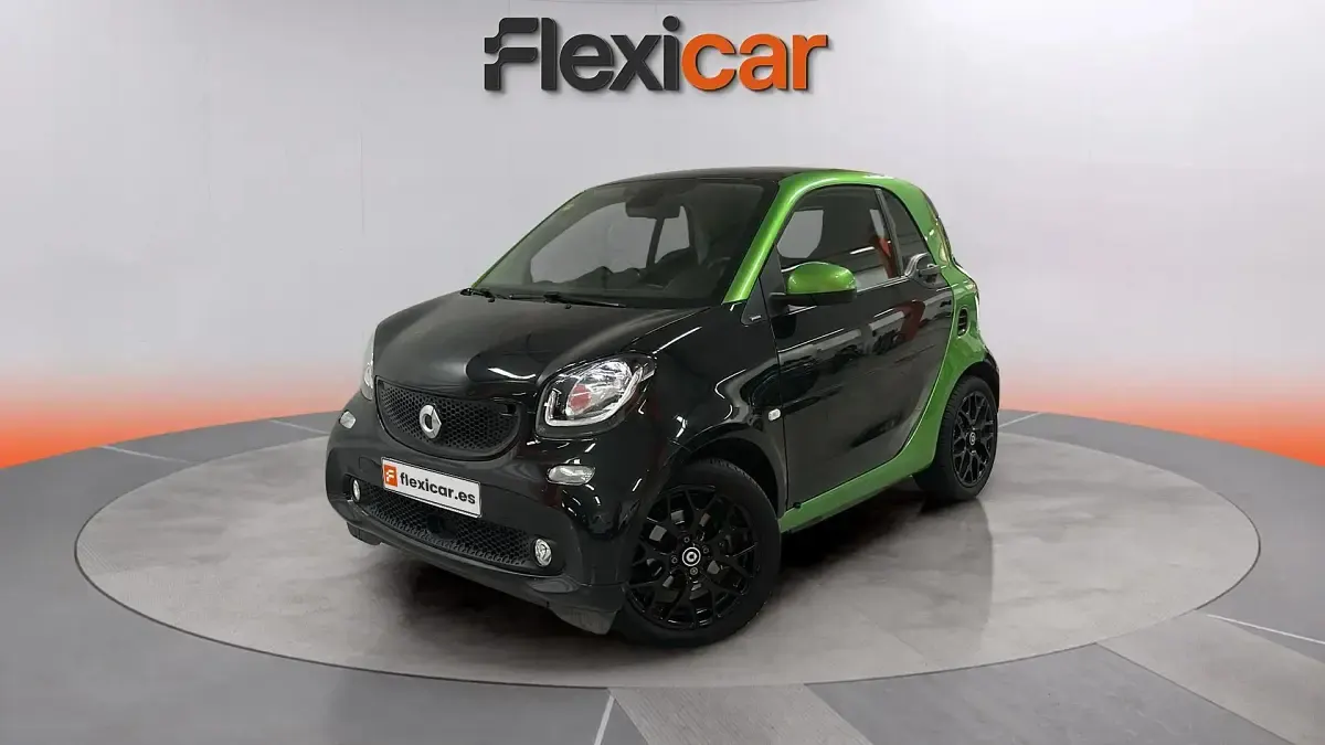 Usado Smart ForTwo Coupé 60 kW (82 CV) 2017 Negro Coupe