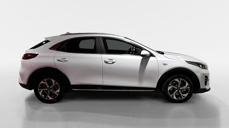 Occasion Kia XCeed 120 ch (88 kW) 2022 Blanc SUV