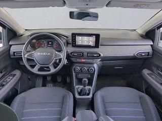 Używany Dacia Jogger Expression 110 KM (80 kW) 2024 Brązowy Minivan