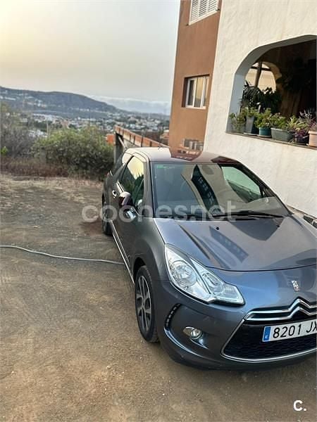 Usado Citroën DS3 Style 92 CV (67 kW) 2014 Gris / plata Berlina