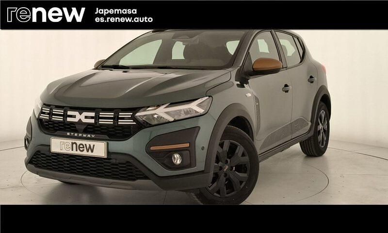 Usado Dacia Sandero Extreme 100 CV (73 kW) 2025 Verde Berlina