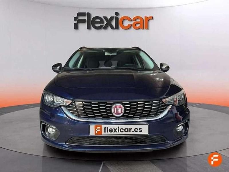 Usado Fiat Tipo Mirror 120 CV (88 kW) 2020 Azul Familiar