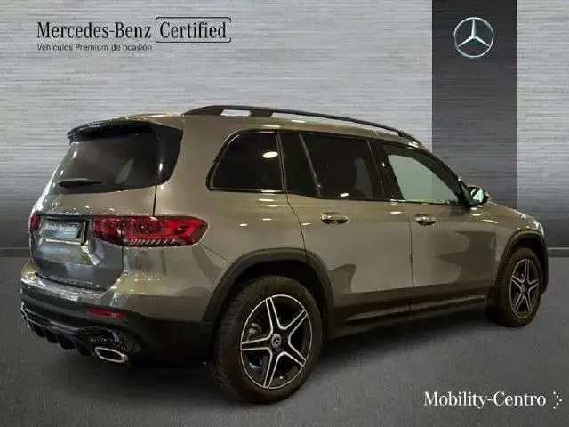Usado Mercedes GLB200 150 CV (110 kW) 2022 Gris montaña SUV