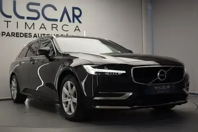 Usado Volvo V90 Momentum 150 CV (110 kW) 2017 Negro Familiar