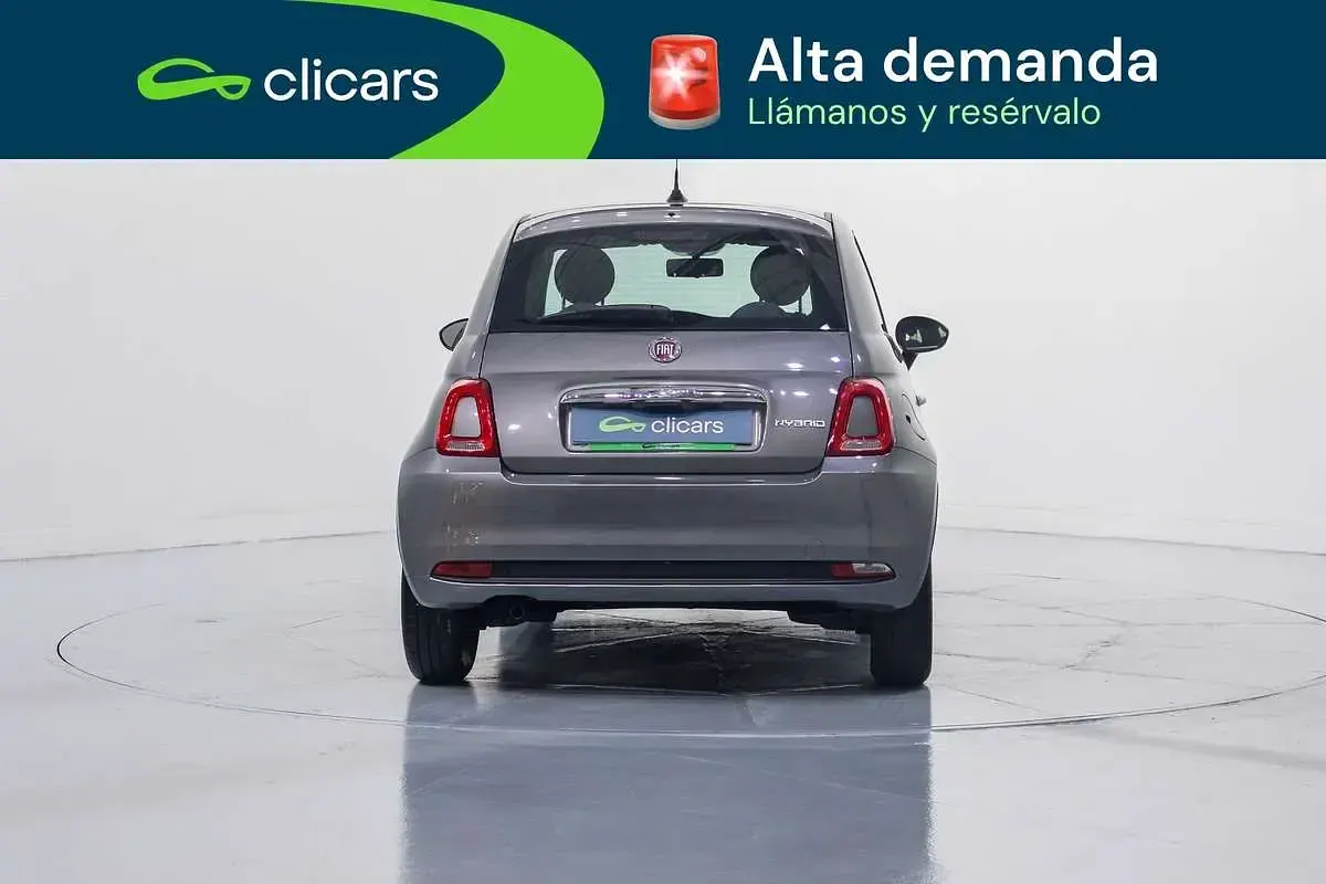 Usado Fiat 500 71 CV (52 kW) 2023 Gris Utilitario
