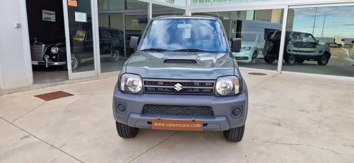 Usado Suzuki Jimny 84 CV (61 kW) 2016 Verde SUV