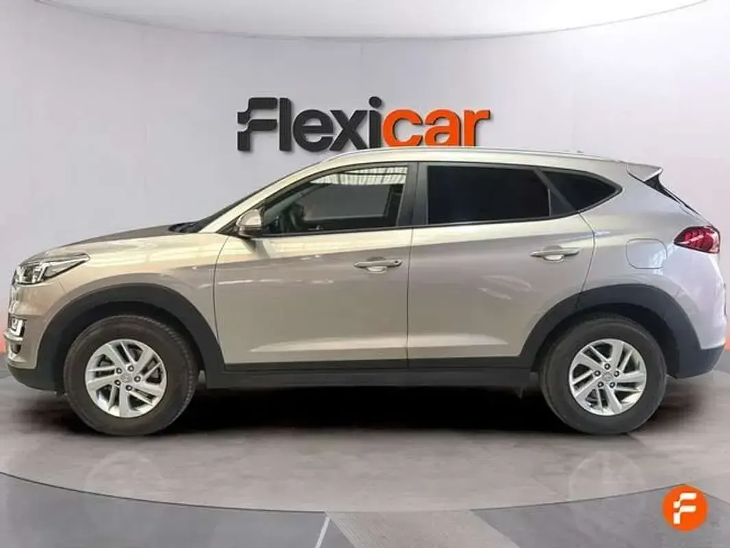 Usado Hyundai Tucson 132 CV (97 kW) 2020 Beige SUV