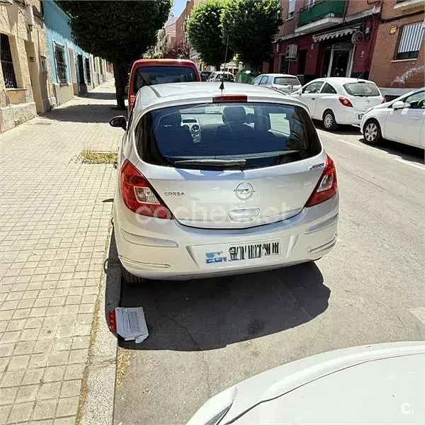 Usado Opel Corsa 80 CV (58 kW) 2009 Gris / plata Utilitario