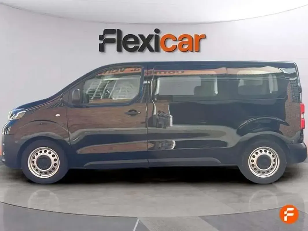 Usado Toyota Proace Comfort 120 CV (88 kW) 2022 Negro Monovolumen