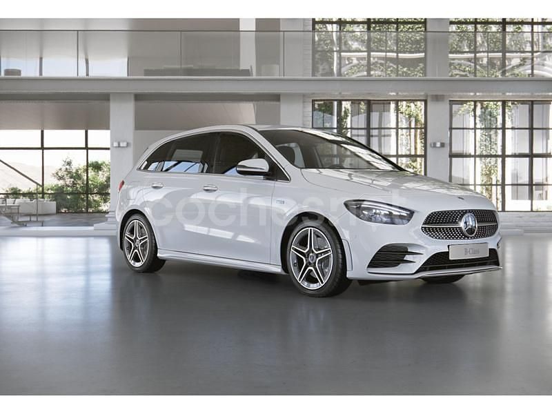Usado Mercedes B250e 218 CV (160 kW) 2022 Blanco Monovolumen