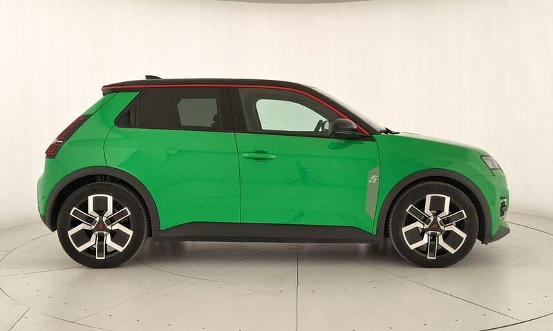 Usado Renault R5 Techno 110 kW (150 CV) 2025 Verde Utilitario