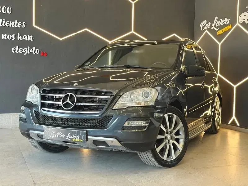Usado Mercedes ML350 211 CV (155 kW) 2011 Gris / plata SUV