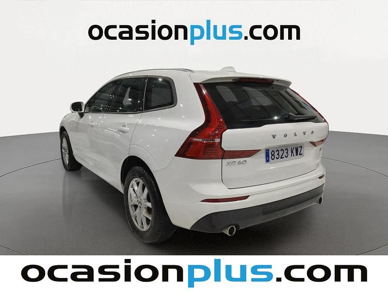 Usado Volvo XC60 Momentum 190 CV (139 kW) 2019 Blanco SUV
