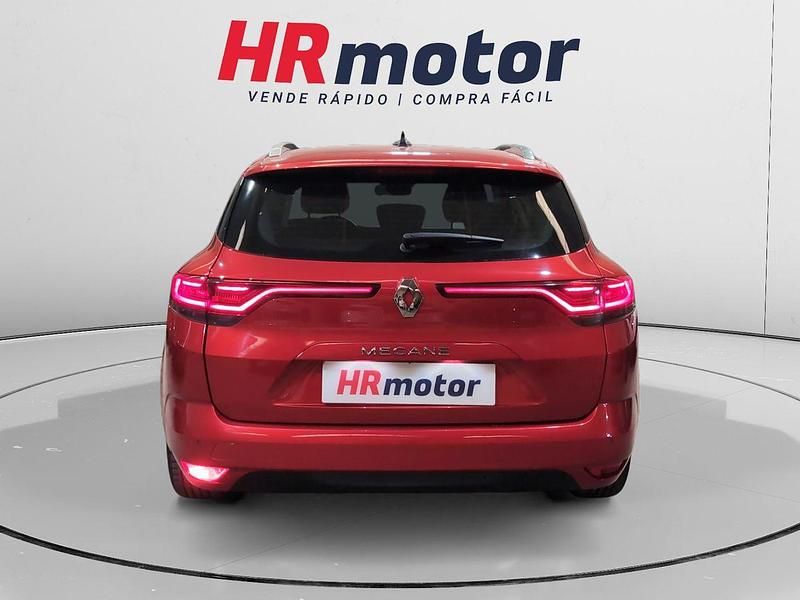 Usado Renault Mégane IV Business 116 CV (85 kW) 2022 Rojo