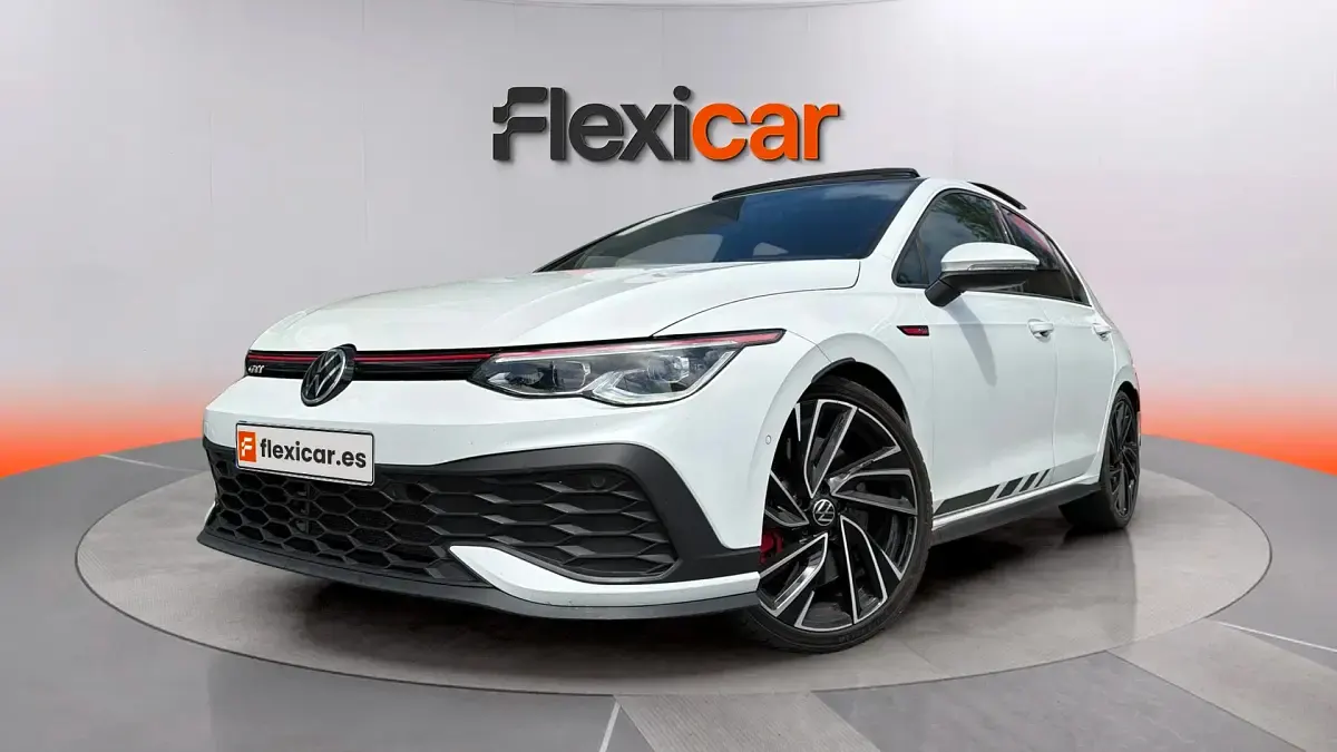 Usado VW Golf VII GTI Clubsport 301 CV (221 kW) 2021 Blanco Utilitario