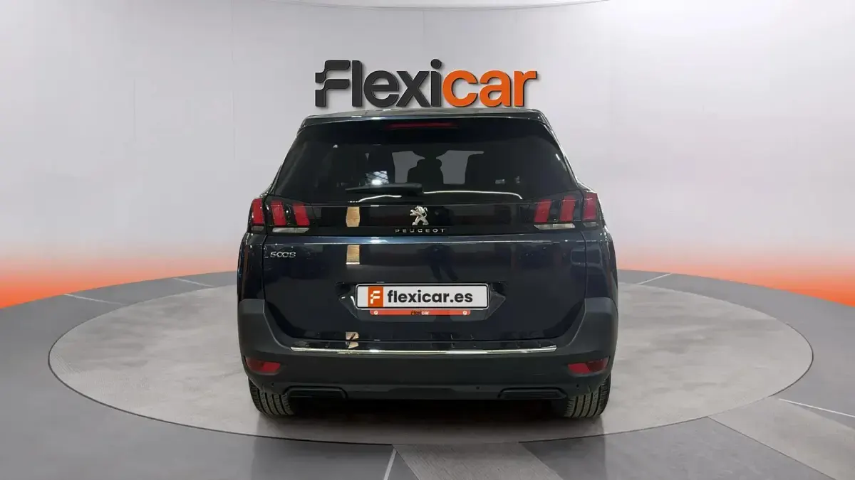 Usado Peugeot 5008 Active 131 CV (96 kW) 2019 Azul SUV