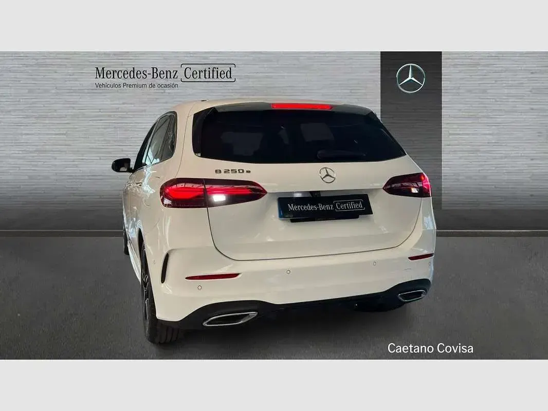 Usado Mercedes B250e 218 CV (160 kW) 2025 Blanco Utilitario