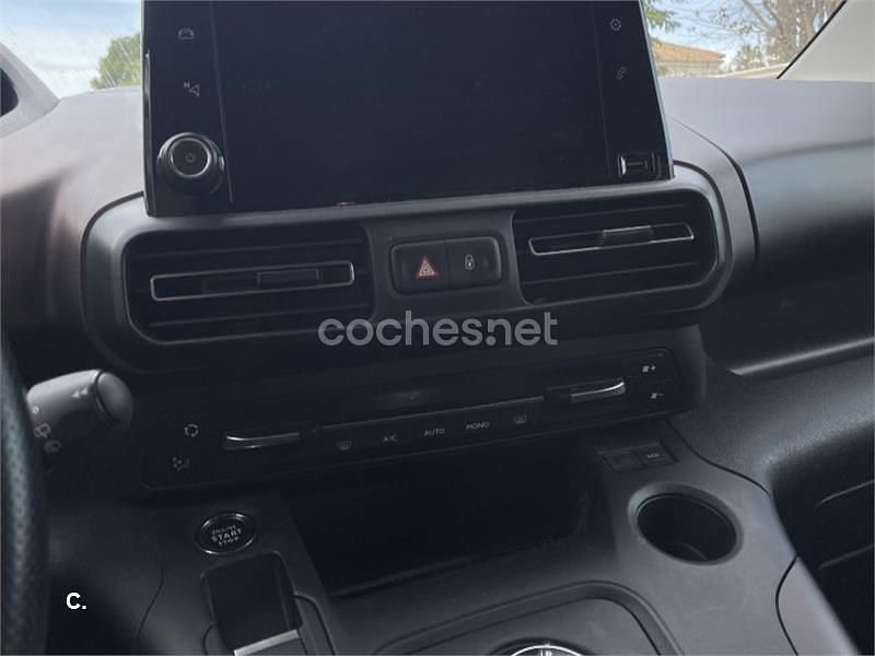 Usado Peugeot Rifter GT-line 130 CV (95 kW) 2020 Blanco Monovolumen