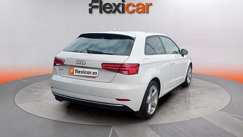 Käytetty Audi A3 Advanced Plus 150 HP (110 kW) 2016 Valkoinen Viistoperä