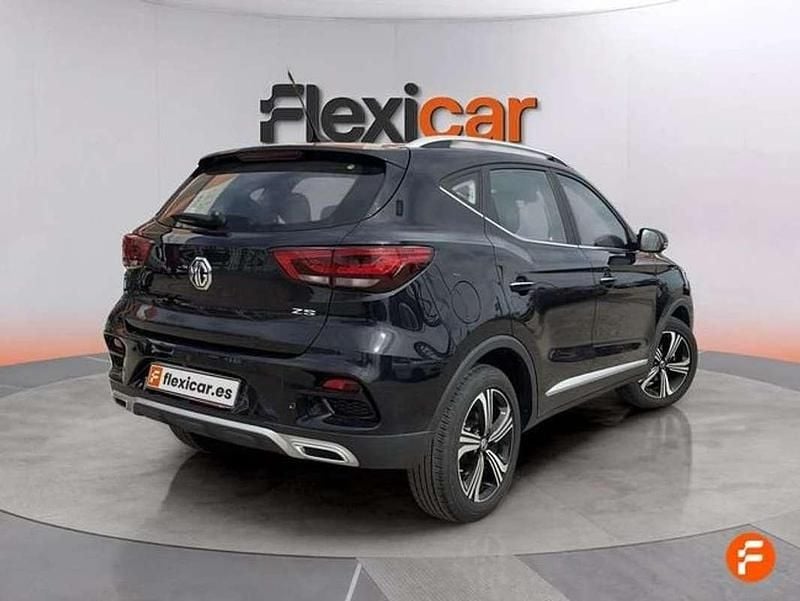 Usado MG ZS Comfort 116 CV (85 kW) 2025 Negro SUV