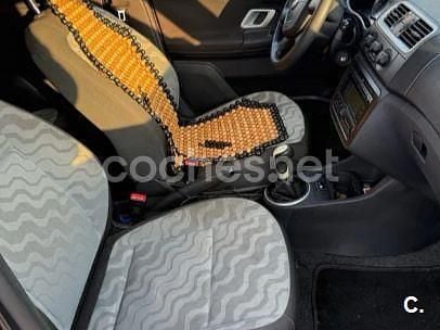Usado Skoda Fabia 86 HP (63 kW) 2009 Preto Carrinha
