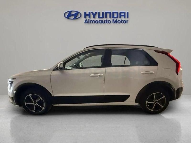 Usado Kia Niro 129 CV (94 kW) 2025 Blanco SUV