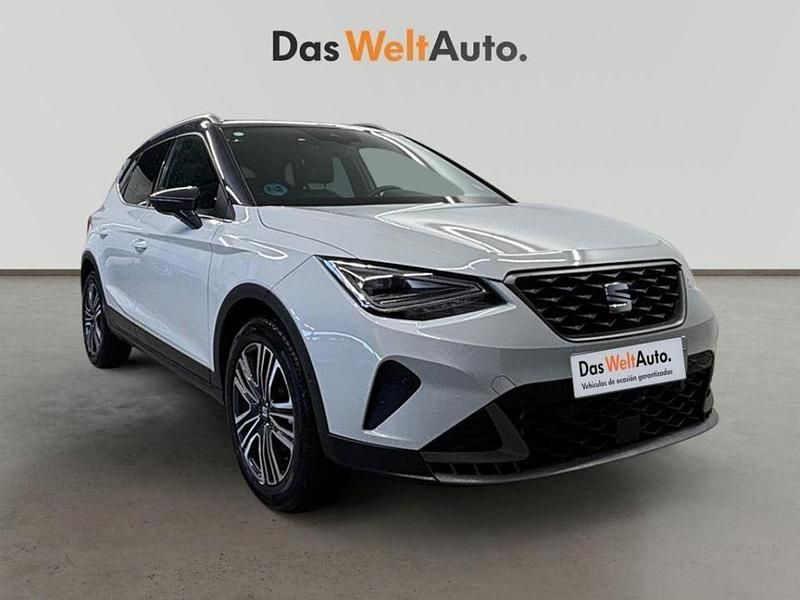 Blanco Usado 2025 Seat Arona Xperience SUV | 19.900 € (Precio justo) - Imagen 1/4