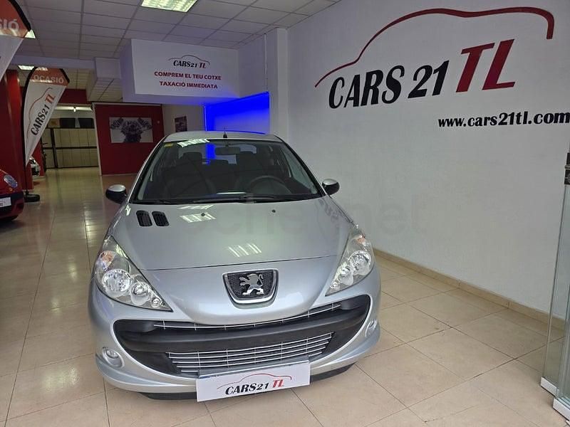 Usado Peugeot 206 60 CV (44 kW) 2009 Gris / plata Berlina