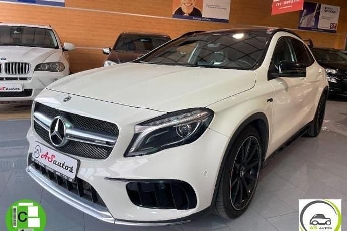 Blanco Usado 2014 Mercedes GLA45 AMG AMG SUV | 33.990 € (Un poco caro) - Imagen 1/4