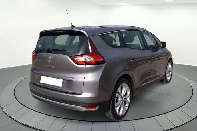 Usado Renault Scénic IV Business 110 CV (80 kW) 2018 Monovolumen